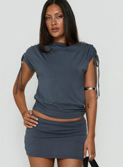 Leeah Backless Top Navy