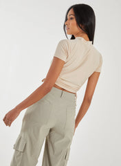 Cut Out Tide Side High Neck Crop Top