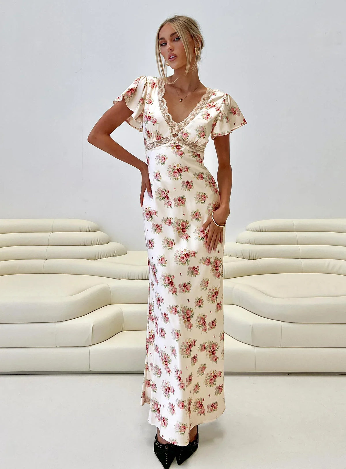 Miraselle Maxi Dress Cream Floral