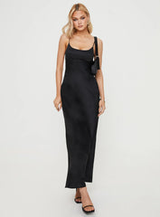 Ravia Maxi Dress Black