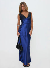 Voila Lace Maxi Dress Navy / Black