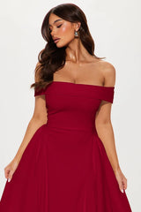 Yara Off Shoulder Midi Dress