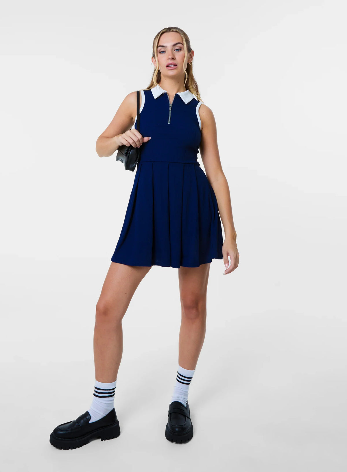 Tennis Dress With Contrast Binding